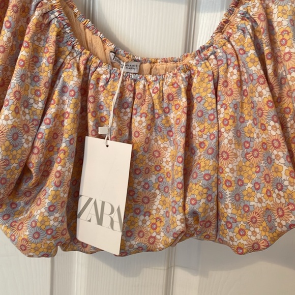 Zara Crop Top - Picture 2 of 6